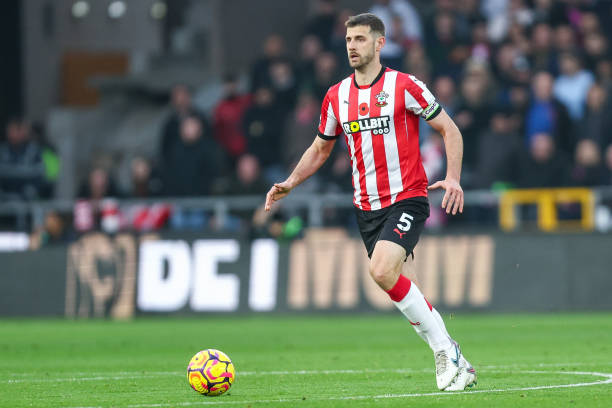 着弗拉霍维 着弗拉霍维